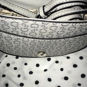 guess purse